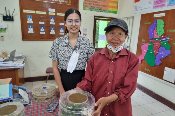 สนับสนุนศัตรูธรรมชาติ ได้แก่ แมลงหางหนีบ และมวนพิฆาต ให้กับสำนักงานเกษตรอำเภอพระทองคำ และสำนักงานเกษตรอำเภอสูงเนิน จังหวัดนครราชสีมา